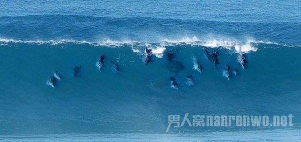 养老院里的庭审:九旬母亲起诉儿子 要求返还退休金69万