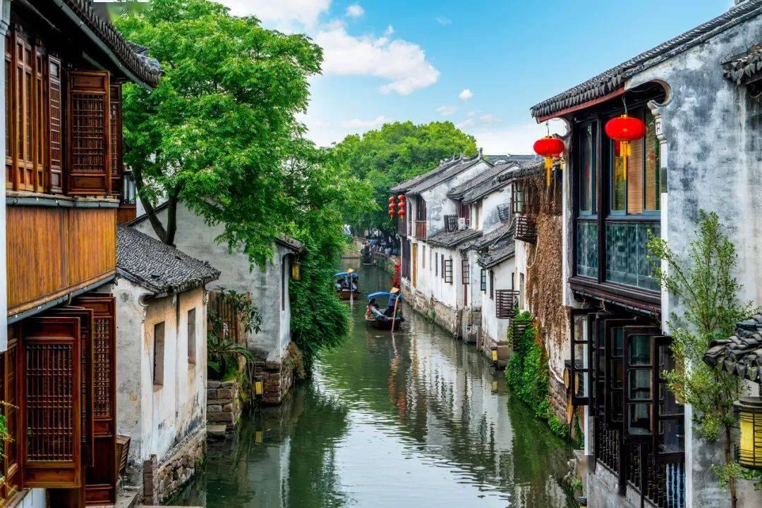 波兰学者：“一带一路”倡议得到了市场的验证